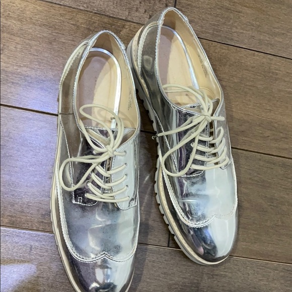 Zara silver shoes - Picture 2 of 4